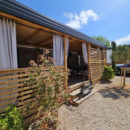 Mobile Home Peponi Del Mar, Brand New บีโอกราดนาโมรู ภายนอก รูปภาพ
