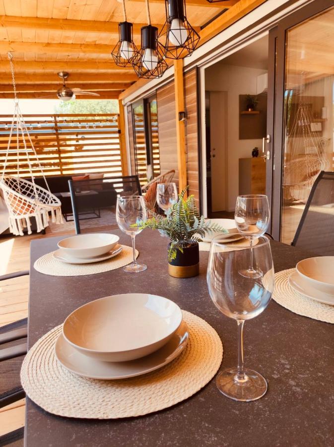 Mobile Home Peponi Del Mar, Brand New บีโอกราดนาโมรู ภายนอก รูปภาพ