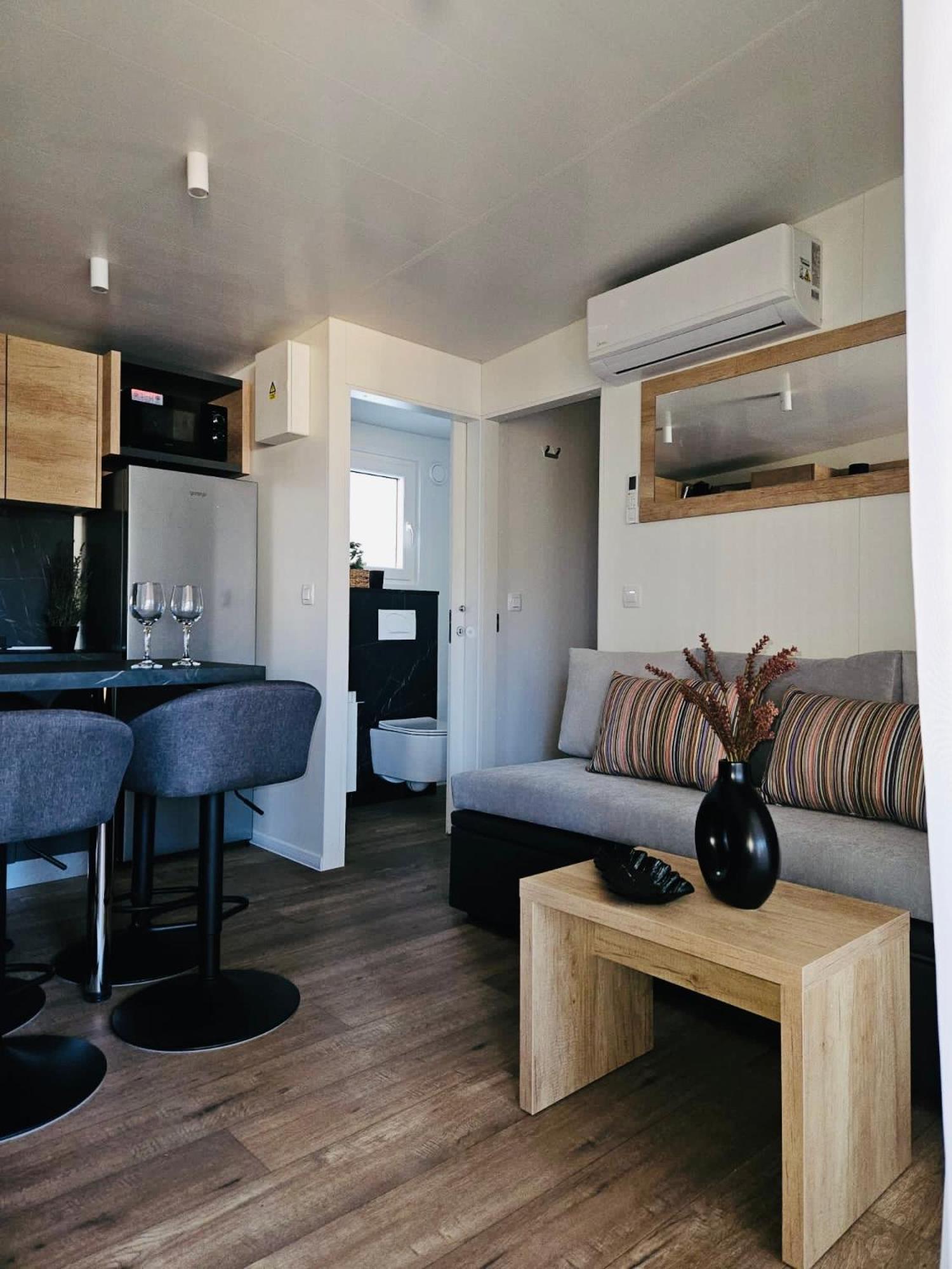 Mobile Home Peponi Del Mar, Brand New บีโอกราดนาโมรู ภายนอก รูปภาพ