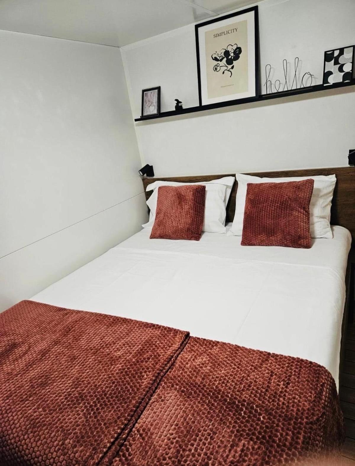 Mobile Home Peponi Del Mar, Brand New บีโอกราดนาโมรู ภายนอก รูปภาพ