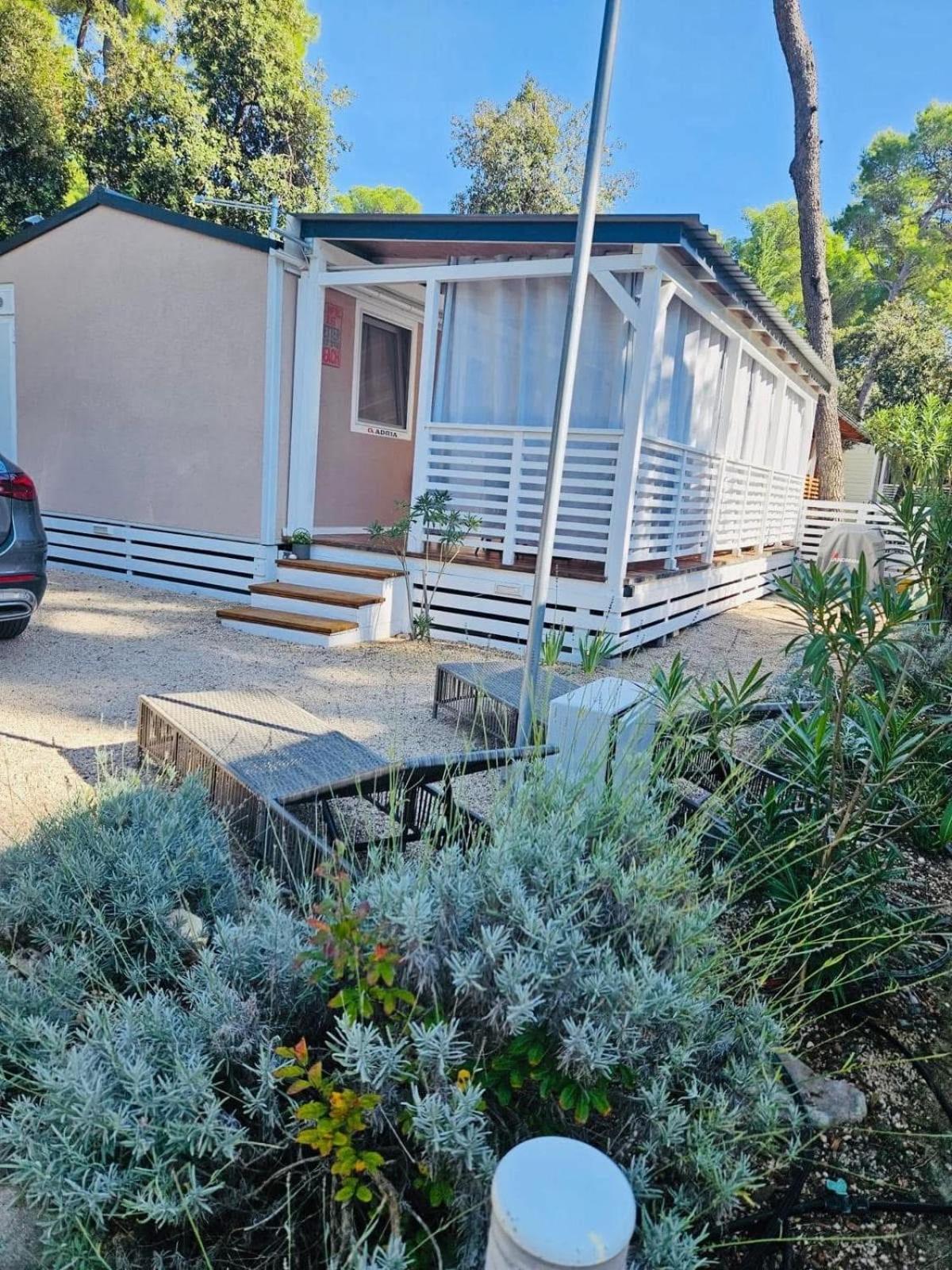 Mobile Home Peponi Del Mar, Brand New บีโอกราดนาโมรู ภายนอก รูปภาพ
