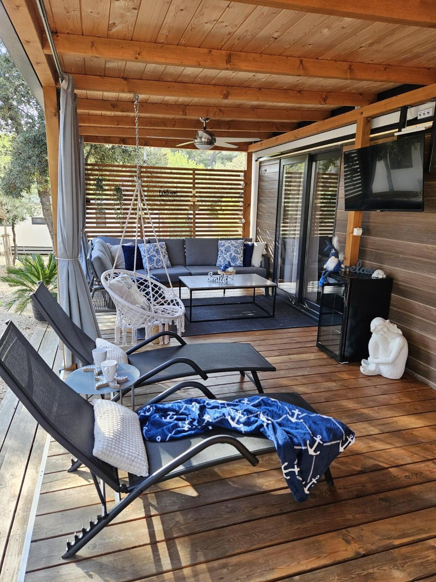 Mobile Home Peponi Del Mar, Brand New บีโอกราดนาโมรู ภายนอก รูปภาพ