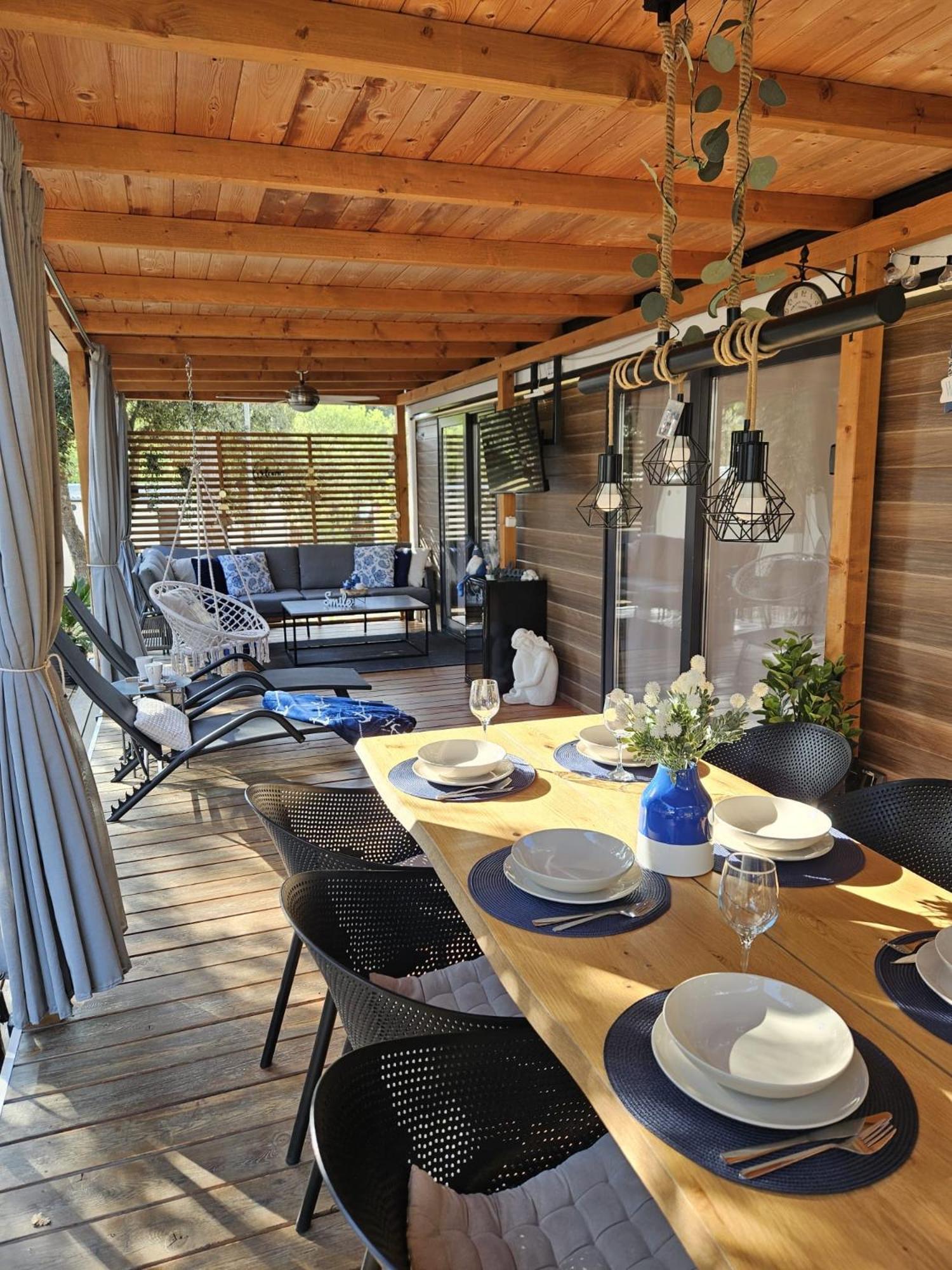 Mobile Home Peponi Del Mar, Brand New บีโอกราดนาโมรู ภายนอก รูปภาพ
